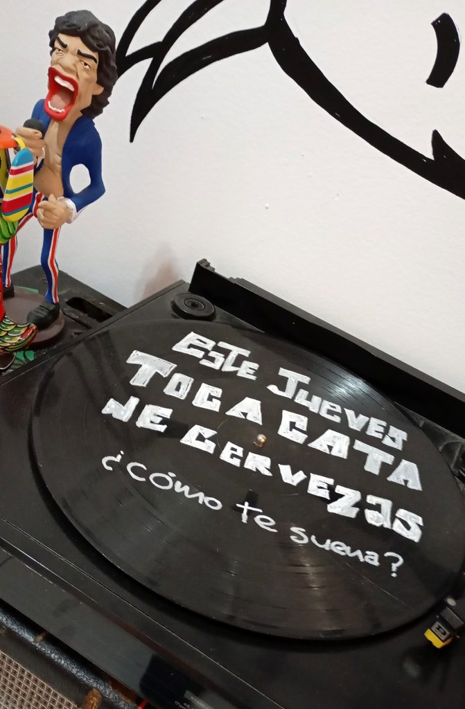 toca cata de cerveza